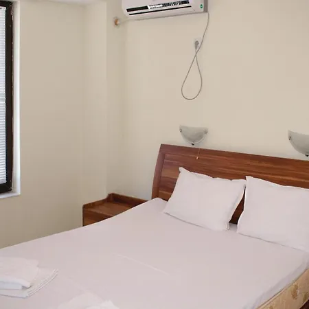 Two-bedroom In Sinemorets דירה סינמורץ