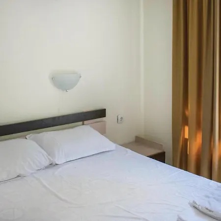 Two-bedroom In Sinemorets 아파트